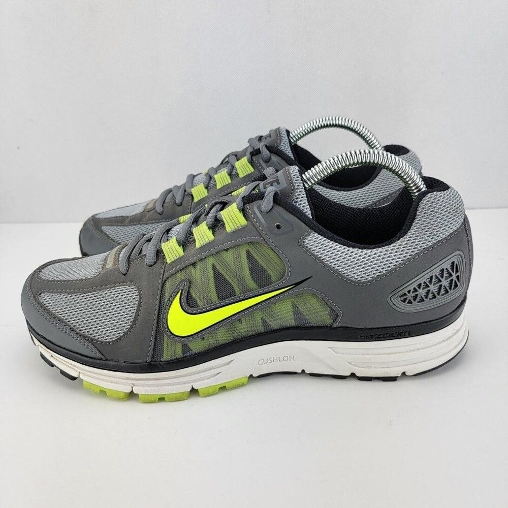 Nike Mens Size 7.5 Zoom Vomero Plus 7 Gray Running Shoes Sneakers 511488-040